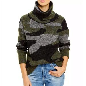 Aqua knit turtleneck sweater in green camo
